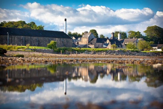 The Dalmore distillery The Dalmore distillery