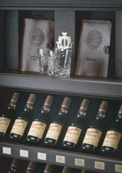 Glenfarclas Family Cask Trunk