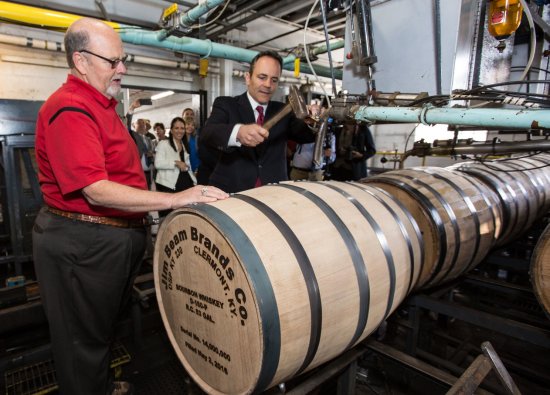 Jim Beam fills its 14 Million Barrel.