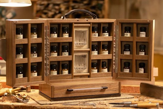 �10,000 'Very Old & Rare' Whisky Advent Calendar 2025