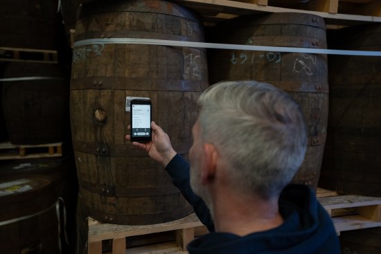 Scanning casks at the Royal Elizabeth Bond Scanning casks at the Royal Elizabeth Bond
